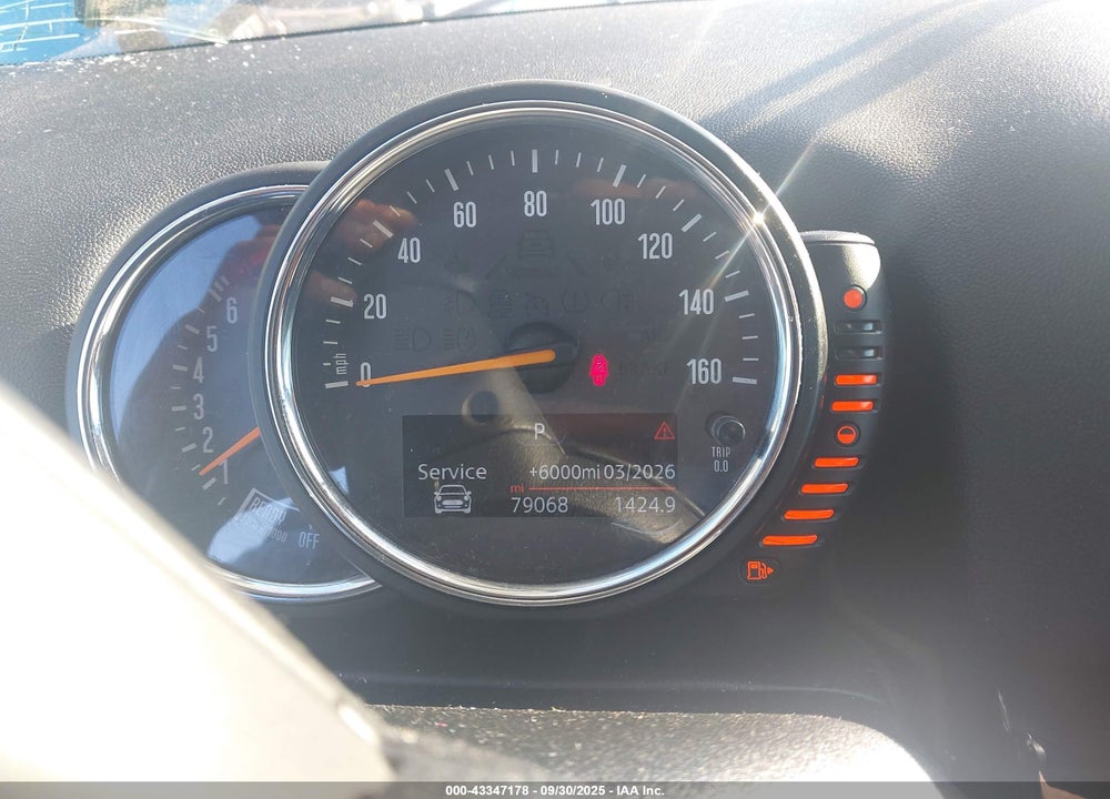 2017 MINI COUNTRYMAN VIN: WMZYT5C37H3D79170