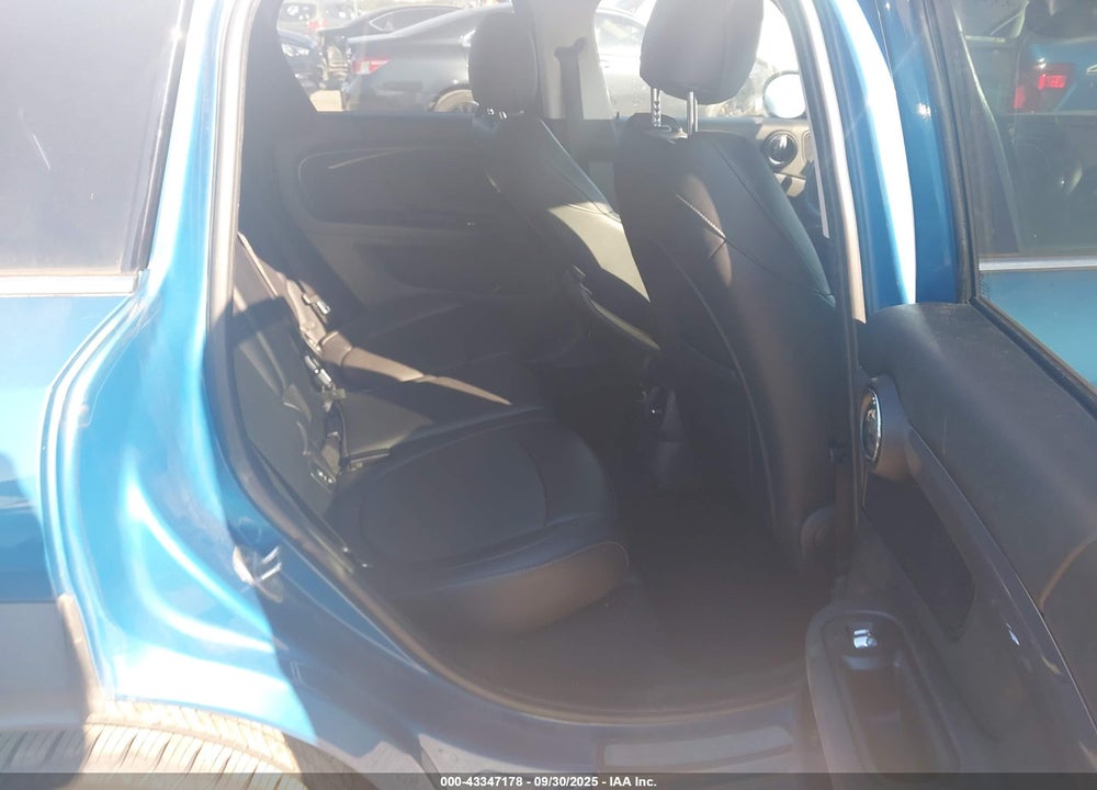2017 MINI COUNTRYMAN VIN: WMZYT5C37H3D79170