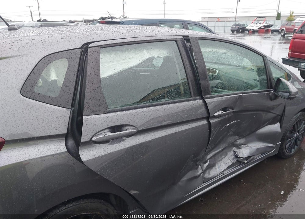 2018 HONDA FIT SPORT VIN: 3HGGK5G69JM706531