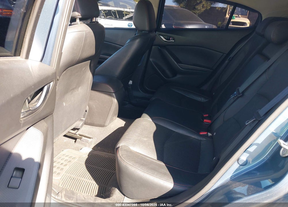 2015 MAZDA 3 S GRAND TOURING VIN: JM1BM1M35F1238288