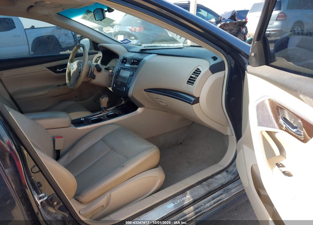 2013 NISSAN ALTIMA VIN: 1N4BL3AP7DN453303