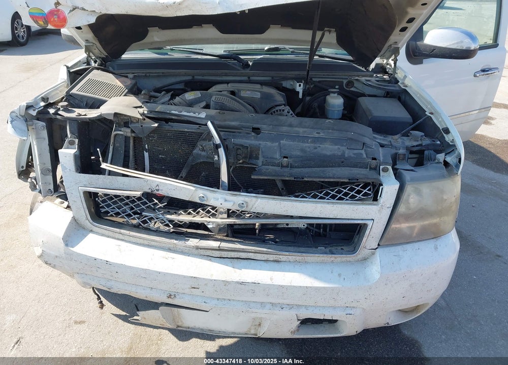 2011 CHEVROLET AVALANCHE 1500 LTZ VIN: 3GNTKGE35BG178091