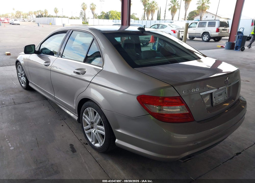 2008 MERCEDES-BENZ C 300 LUXURY/SPORT VIN: WDDGF54X88R016283
