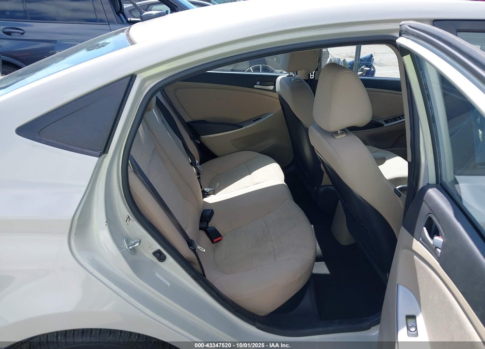 2015 HYUNDAI ACCENT VIN: KMHCT4AE4FU936500