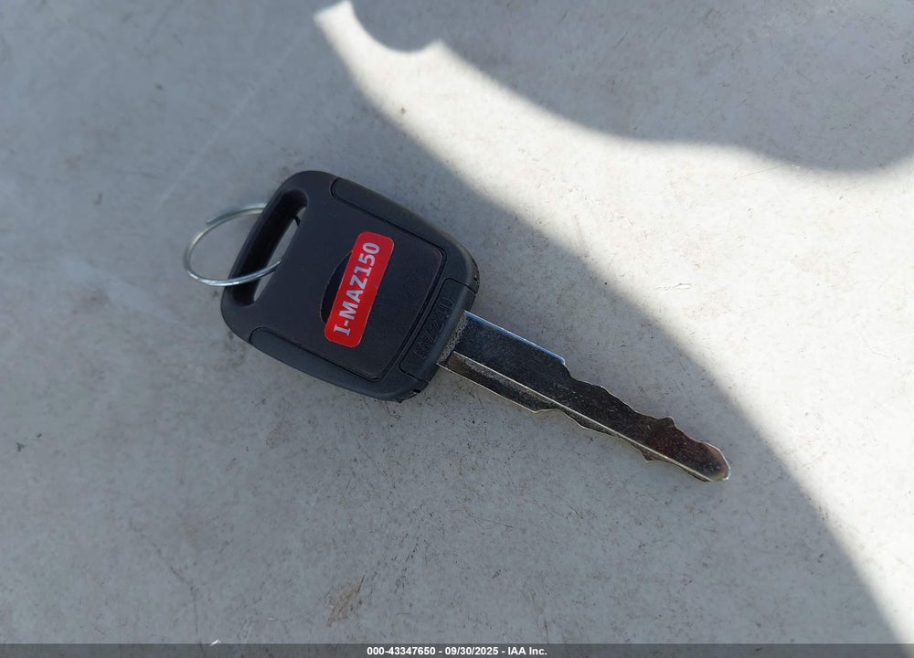 2011 MAZDA 2 SPORT VIN: JM1DE1HY6B0103820
