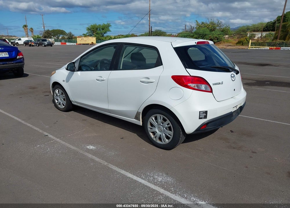 2011 MAZDA 2 SPORT VIN: JM1DE1HY6B0103820