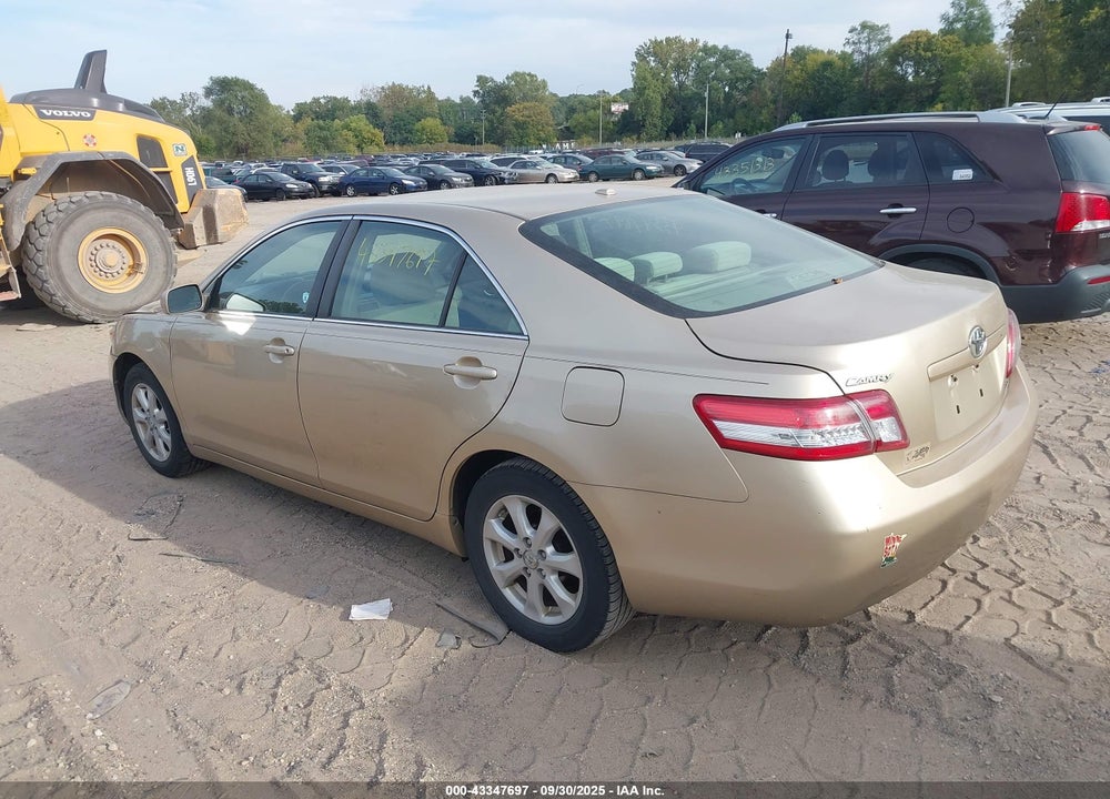 2011 TOYOTA CAMRY LE VIN: 4T1BF3EK7BU703962
