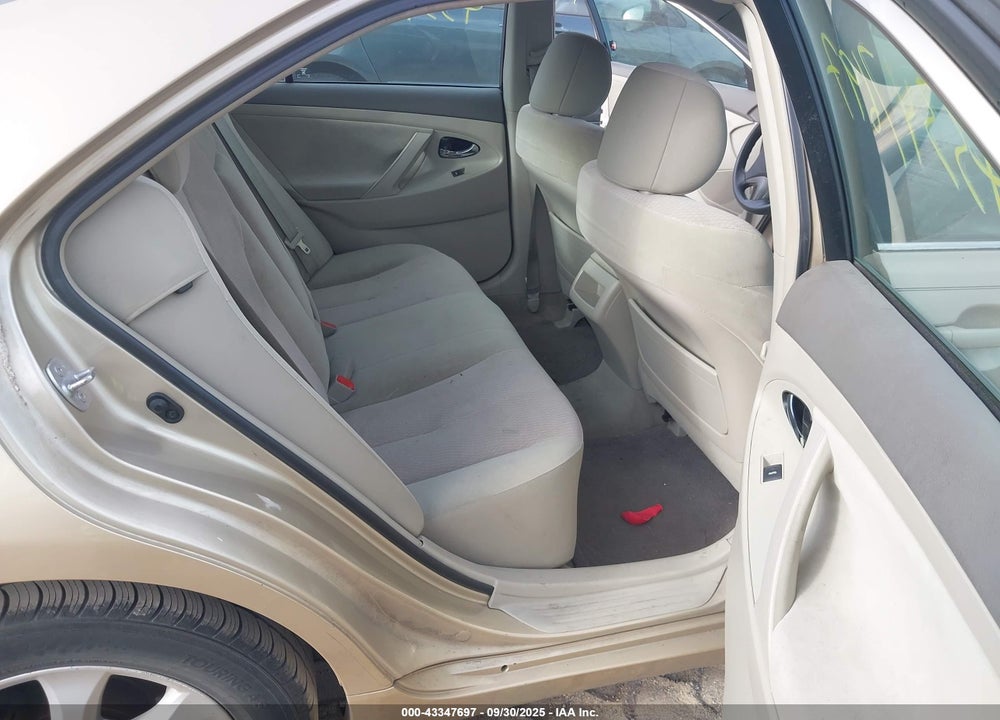 2011 TOYOTA CAMRY LE VIN: 4T1BF3EK7BU703962