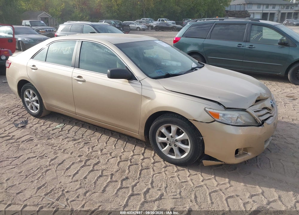 2011 TOYOTA CAMRY LE VIN: 4T1BF3EK7BU703962