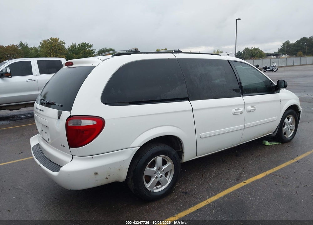 2007 DODGE GRAND CARAVAN SXT VIN: 2D4GP44L47R186747