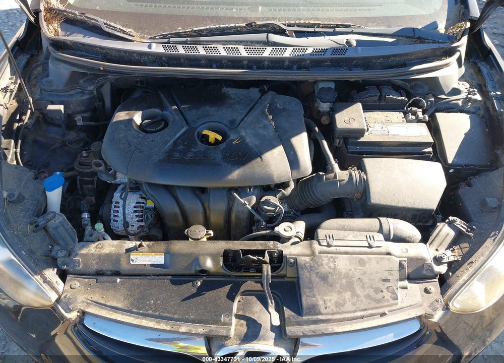 2012 HYUNDAI ELANTRA VIN: 5NPDH4AE9CH127204