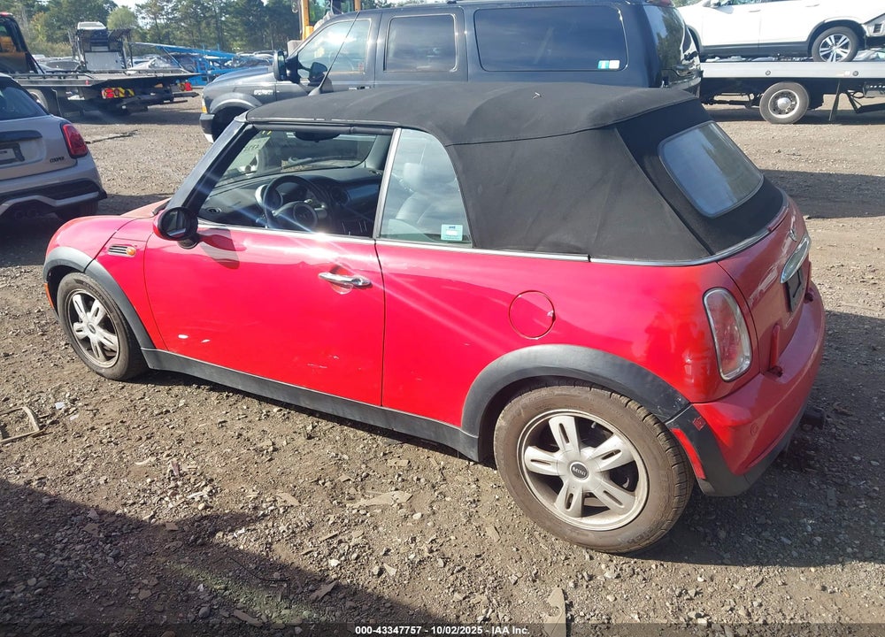 2006 MINI COOPER VIN: WMWRF33556TG13821