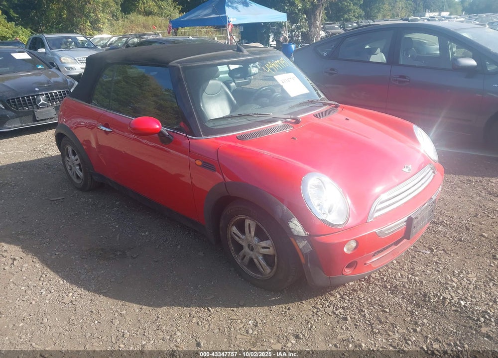 2006 MINI COOPER VIN: WMWRF33556TG13821