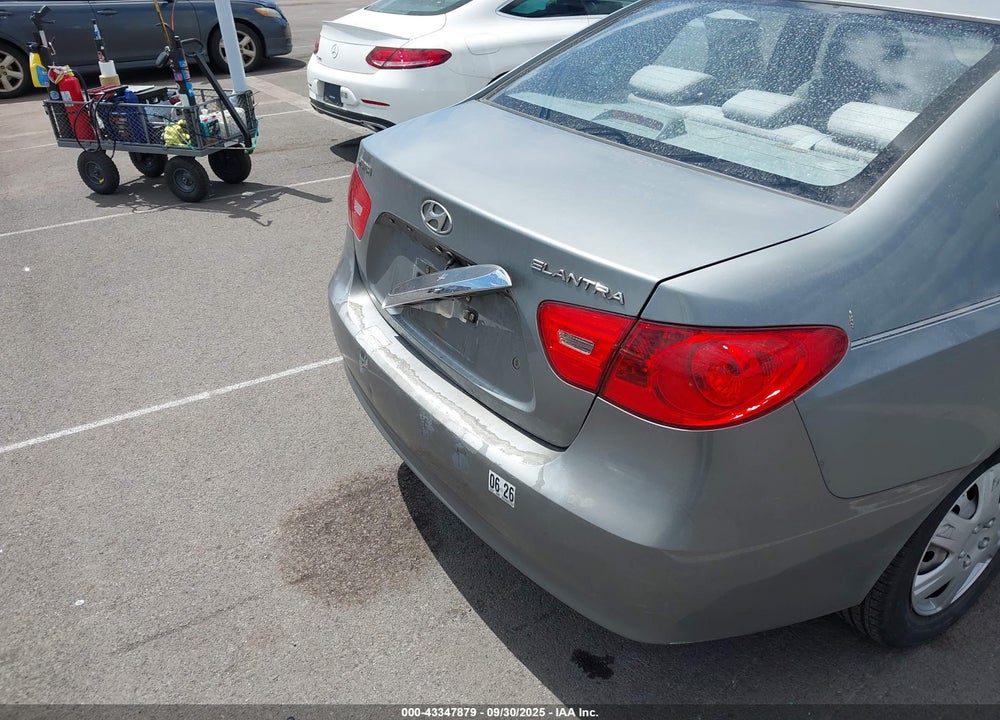 2010 HYUNDAI ELANTRA VIN: KMHDU4AD8AU115479