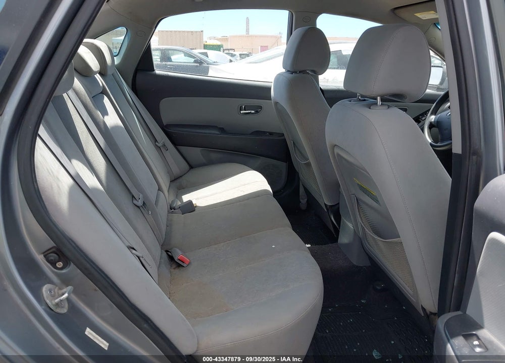 2010 HYUNDAI ELANTRA VIN: KMHDU4AD8AU115479