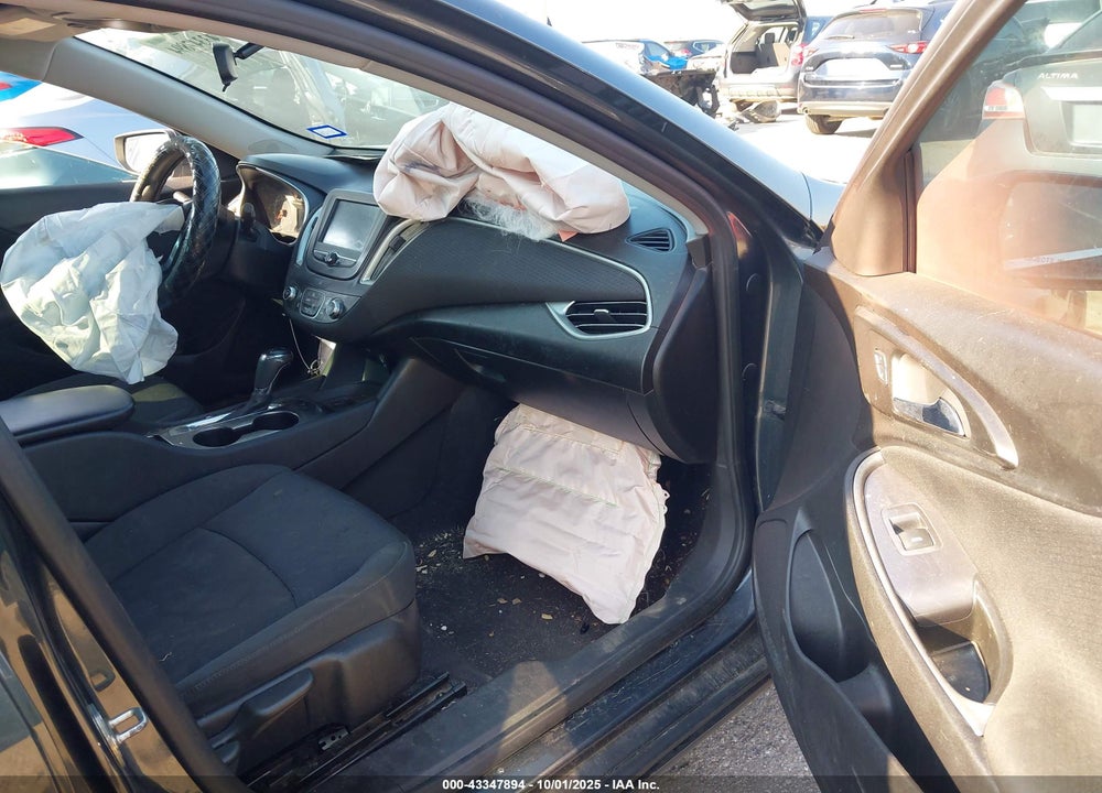 2017 CHEVROLET MALIBU VIN: 1G1ZB5ST2HF137884