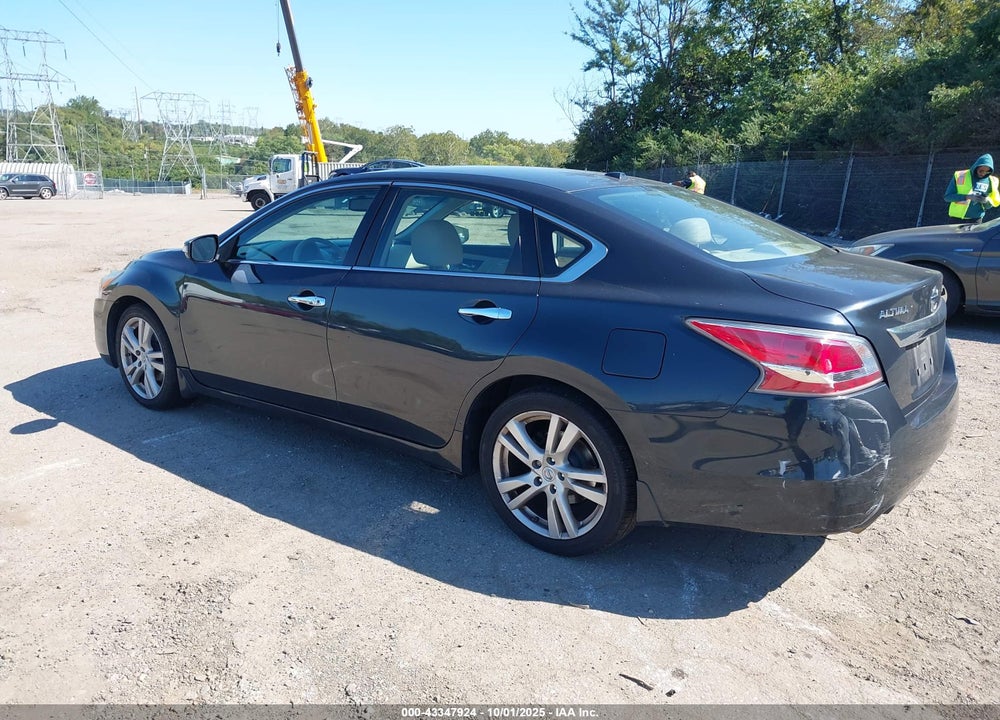 2015 NISSAN ALTIMA VIN: 1N4BL3AP2FC446032