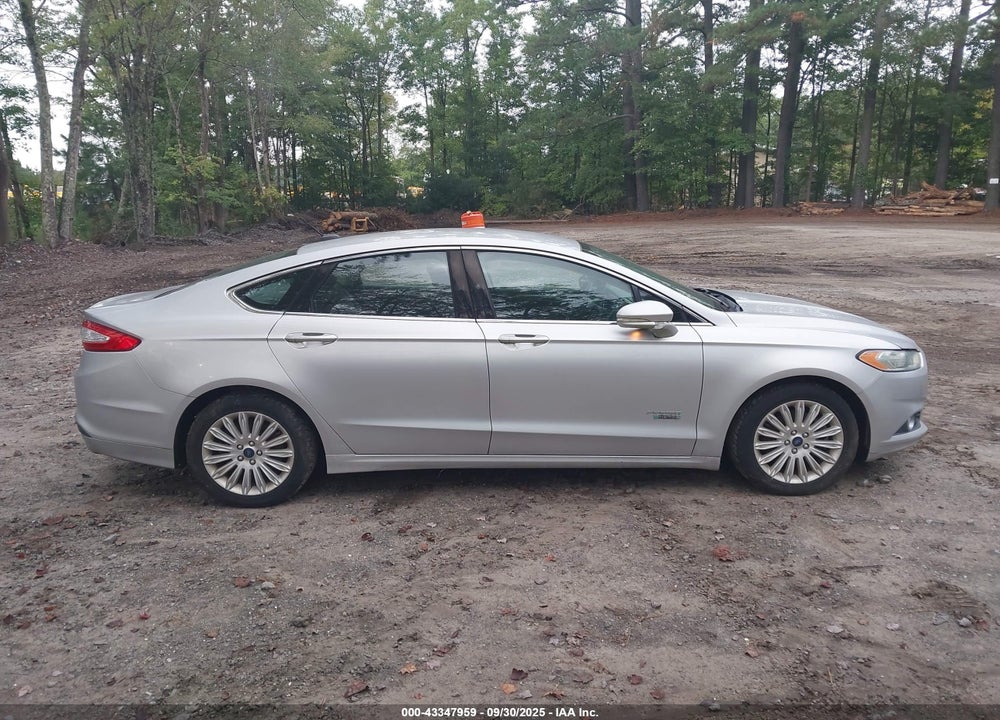 2016 FORD FUSION VIN: 3FA6P0PU5GR194832