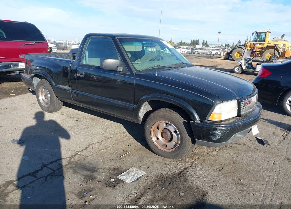 2000 GMC SONOMA SLS VIN: 1GTCS144XY8191983