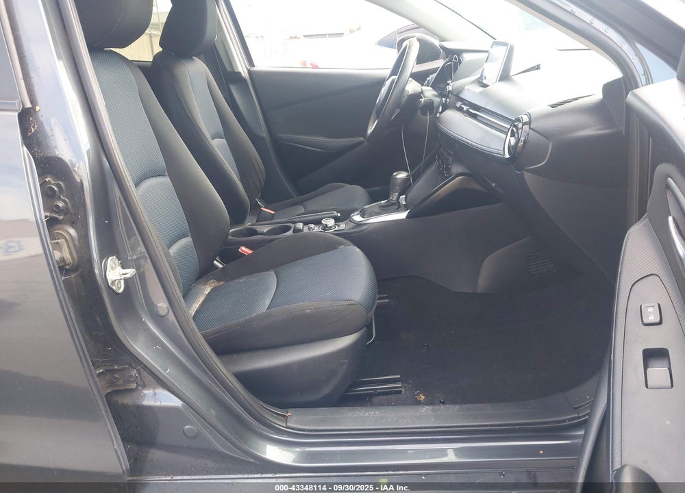 2016 SCION IA VIN: 3MYDLBZV5GY104374