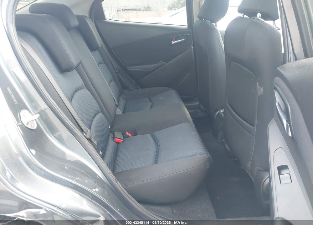 2016 SCION IA VIN: 3MYDLBZV5GY104374