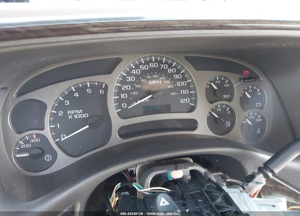 2005 GMC YUKON DENALI VIN: 1GKEK63U85J263909