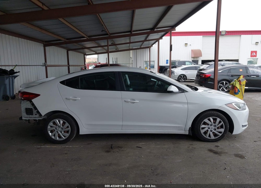 2018 HYUNDAI ELANTRA VIN: 5NPD74LF7JH286048