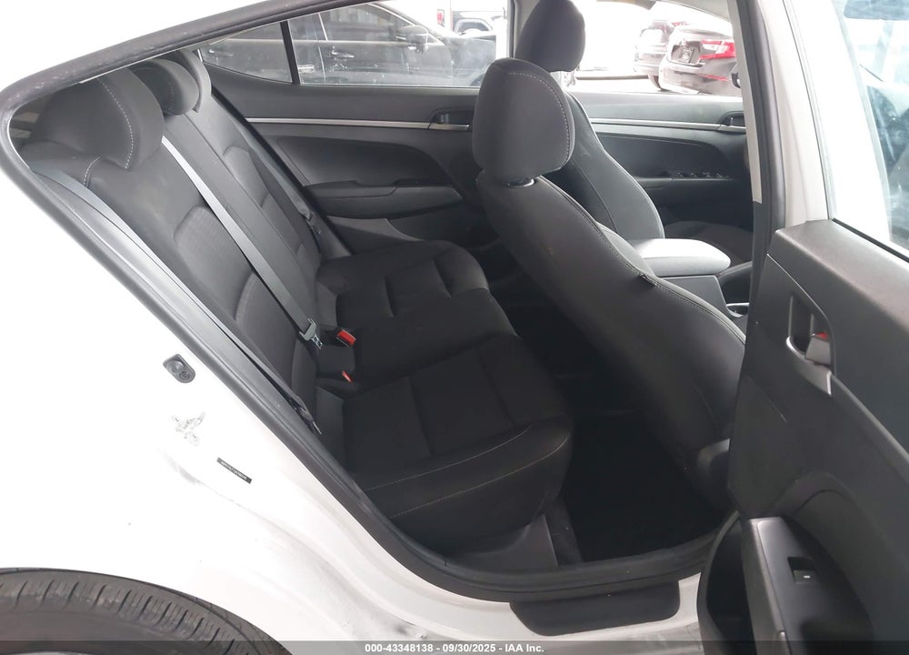 2018 HYUNDAI ELANTRA VIN: 5NPD74LF7JH286048
