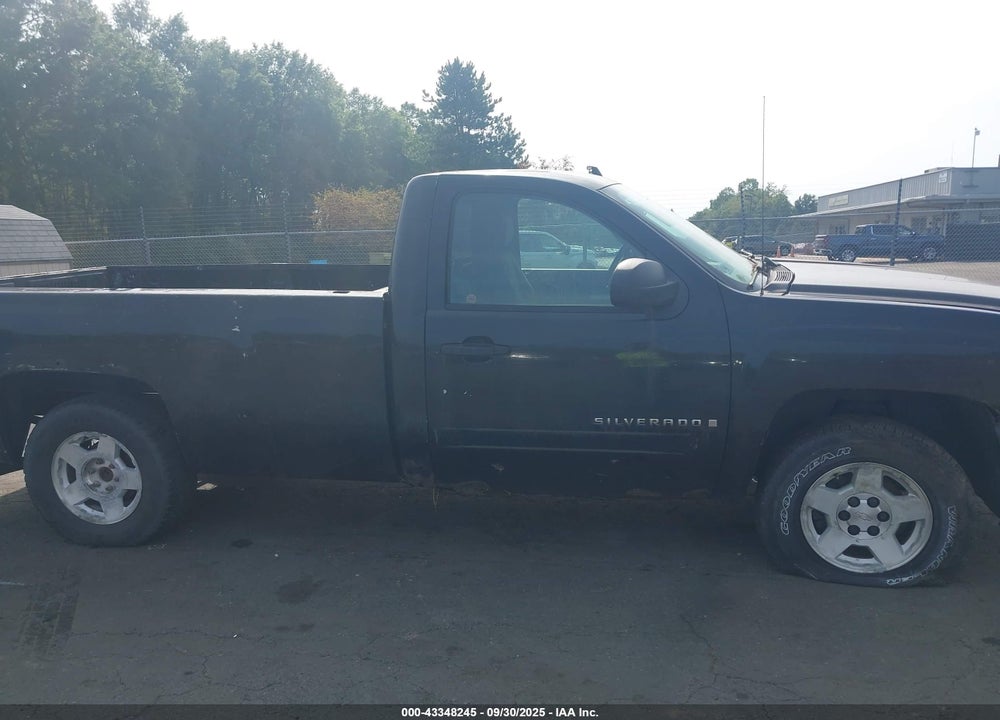 2007 CHEVROLET SILVERADO 1500 LT1/WORK TRUCK VIN: 1GCEK14J57Z513078
