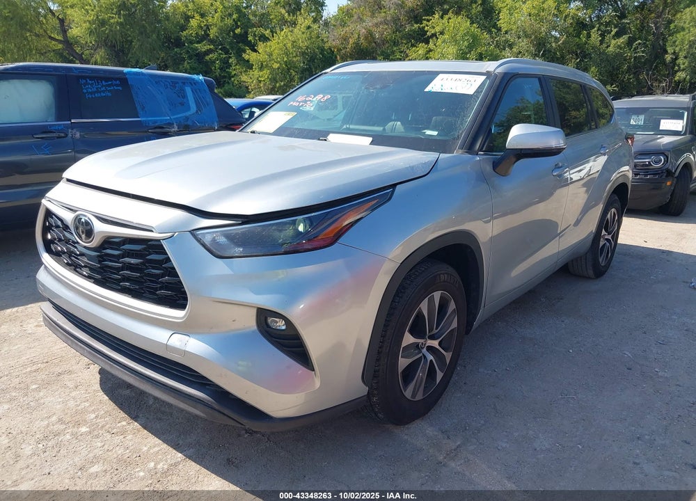 2023 TOYOTA HIGHLANDER XLE VIN: 5TDKDRAH6PS011744