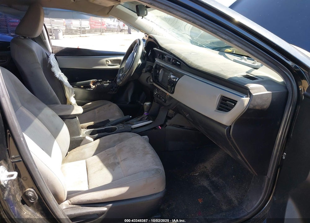2015 TOYOTA COROLLA VIN: 5YFBURHE2FP330643