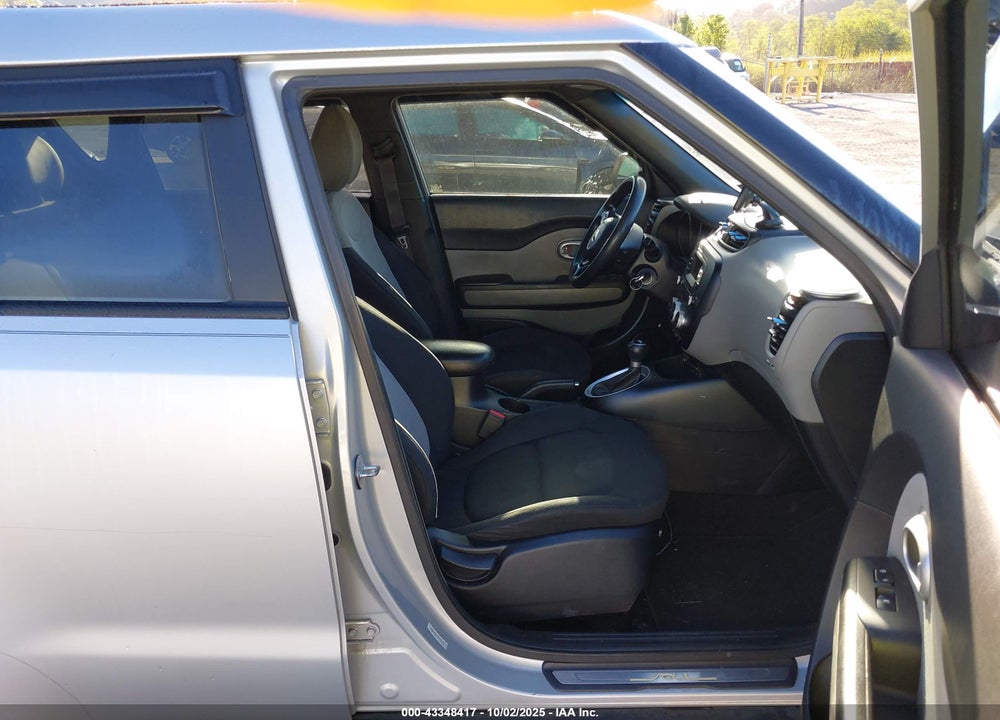 2014 KIA SOUL VIN: KNDJN2A21E7706989