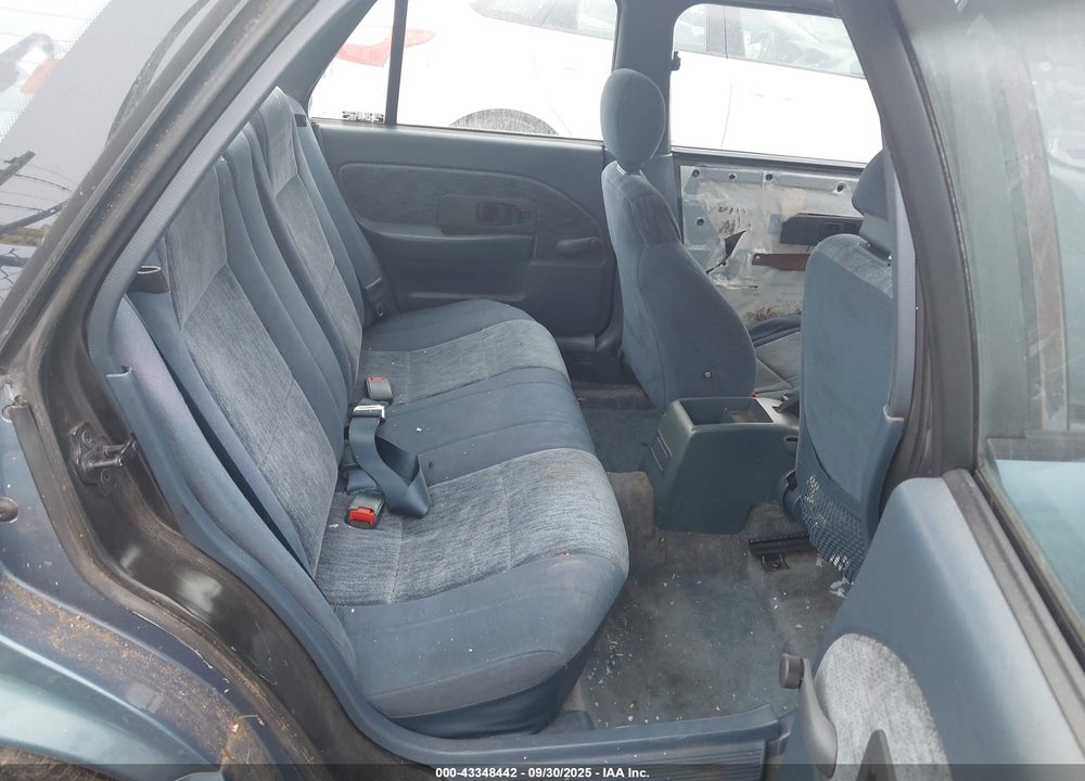 1993 SATURN SL2 VIN: 1G8ZJ5579PZ112996