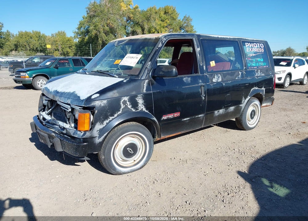 1993 CHEVROLET ASTRO VIN: 1GNEL19W2PB135027