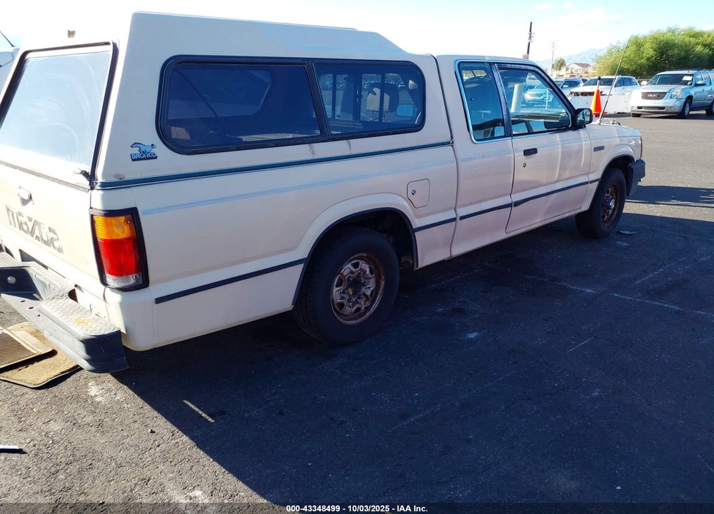 1986 MAZDA B2000 LONG BED VIN: JM2UF311XG0587421