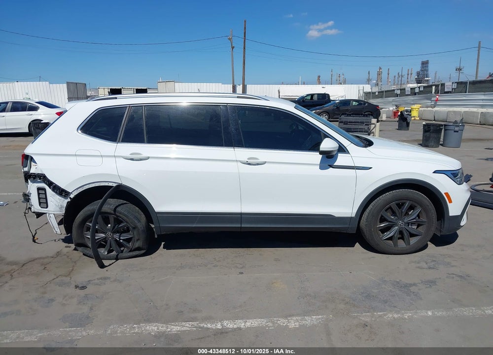 2022 VOLKSWAGEN TIGUAN VIN: 3VV3B7AX2NM171088
