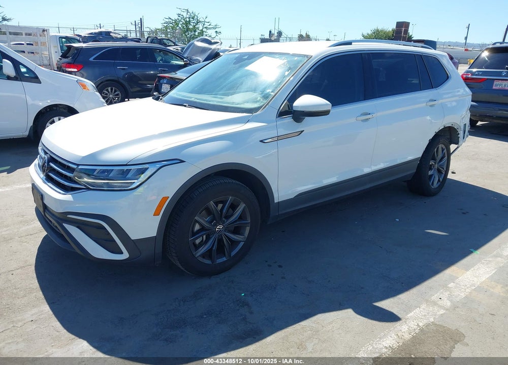 2022 VOLKSWAGEN TIGUAN VIN: 3VV3B7AX2NM171088