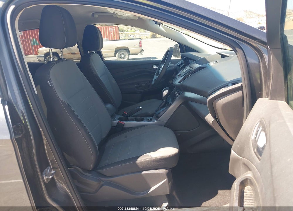 2016 FORD ESCAPE VIN: 1FMCU0GXXGUB54220