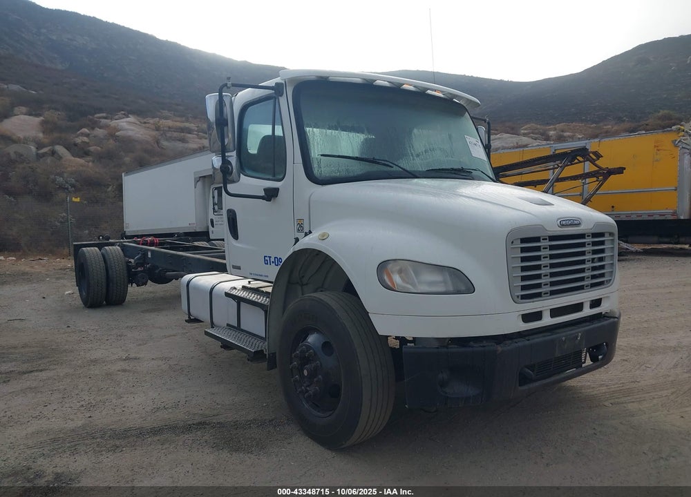 2011 FREIGHTLINER M2 106 MEDIUM DUTY VIN: 1FVACWBSXBDBD0878