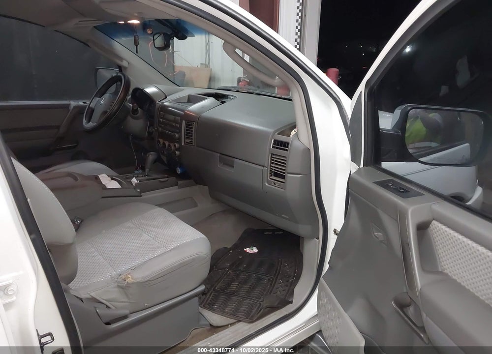 2004 NISSAN PATHFINDER ARMADA SE VIN: 5N1AA08A64N717800