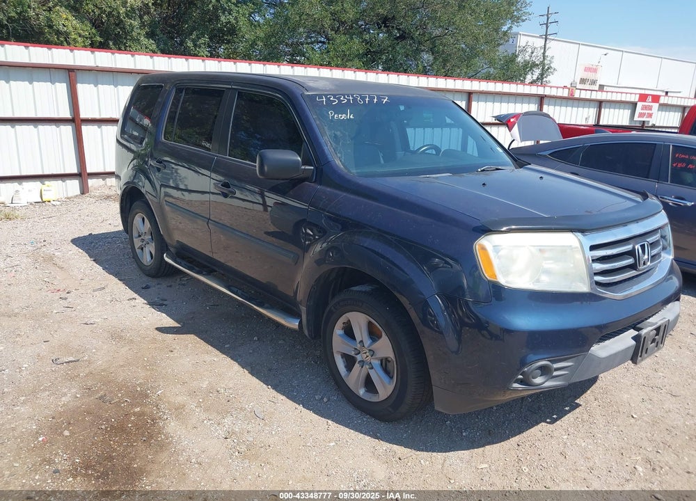 2012 HONDA PILOT LX VIN: 5FNYF3H26CB001023