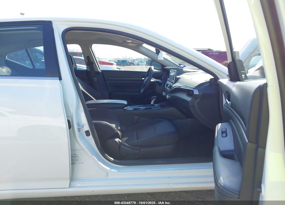 2025 NISSAN ALTIMA SV FWD VIN: 1N4BL4DV3SN363322