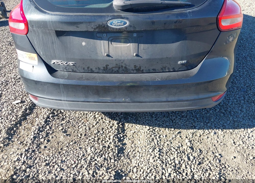 2015 FORD FOCUS VIN: 1FADP3K27FL307174