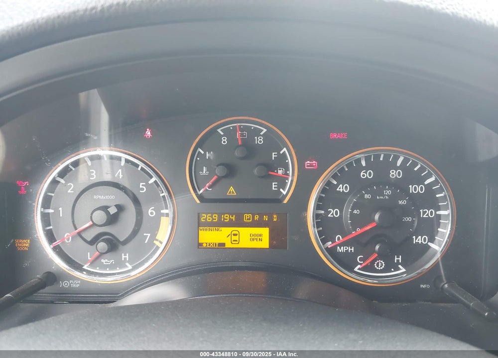 2011 NISSAN ARMADA SL VIN: 5N1BA0ND7BN604454
