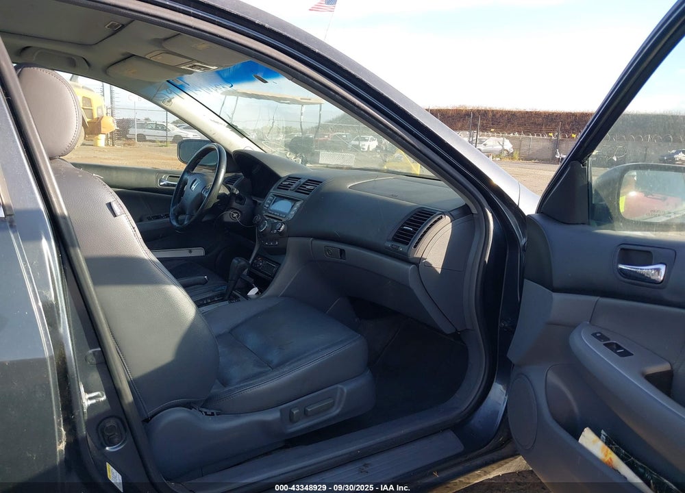 2004 HONDA ACCORD 3.0 EX VIN: 1HGCM66584A022109