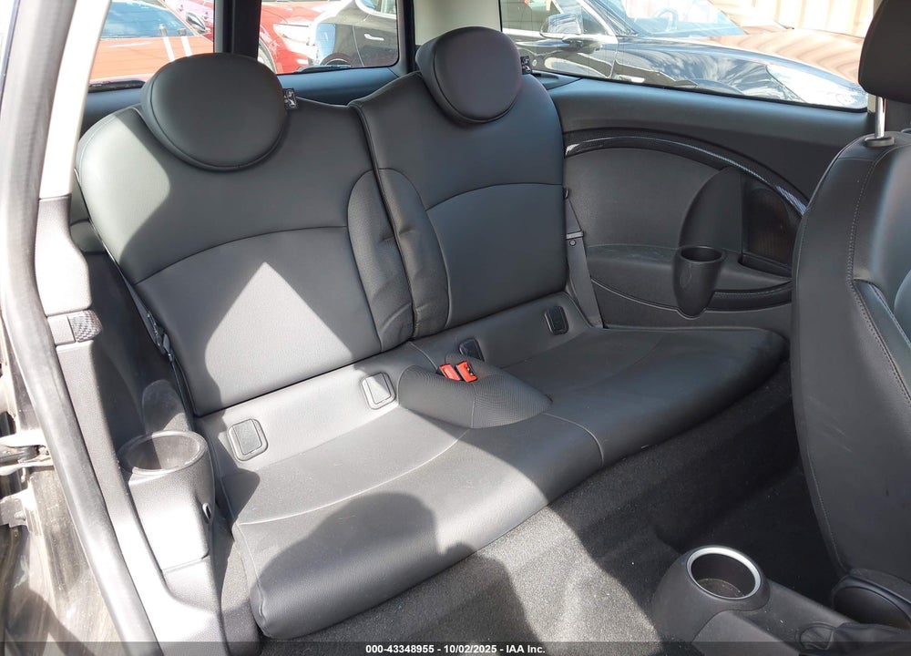 2013 MINI COOPER CLUBMAN VIN: WMWZG3C50DT576054