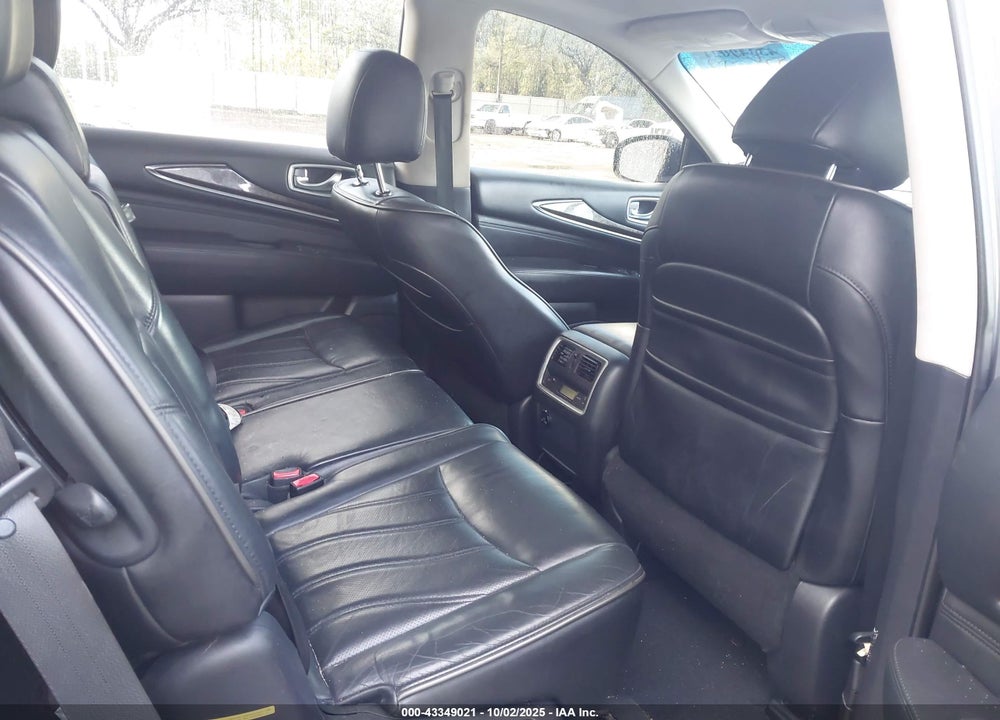 2015 INFINITI QX60 VIN: 5N1AL0MM8FC555239