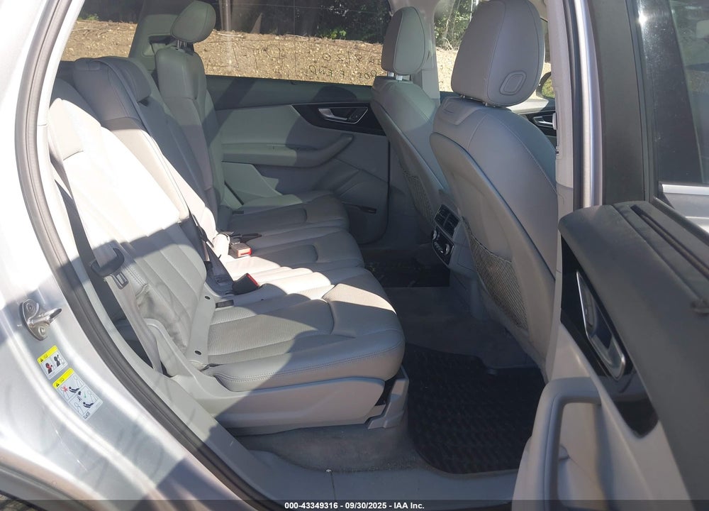 2017 AUDI Q7 VIN: WA1VAAF73HD056168