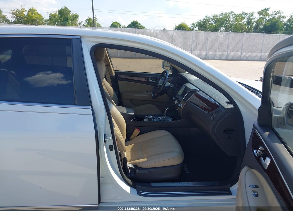 2013 HYUNDAI EQUUS VIN: KMHGH4JH5DU067643