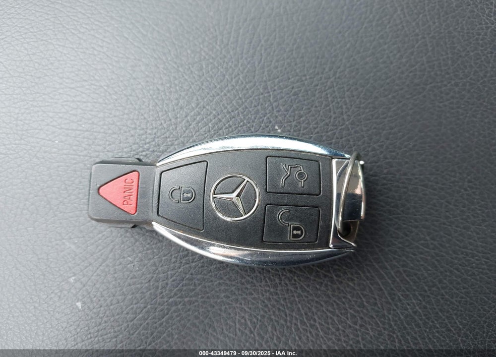 2011 MERCEDES-BENZ S 550 VIN: WDDNG7BB4BA386594